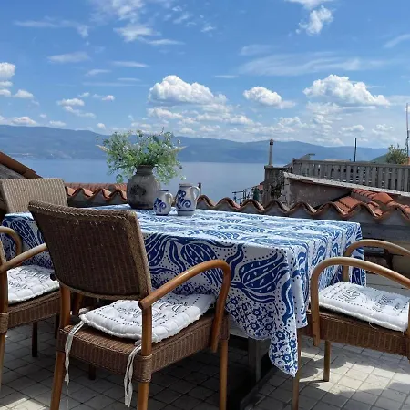 Holiday Home Vrbnik *